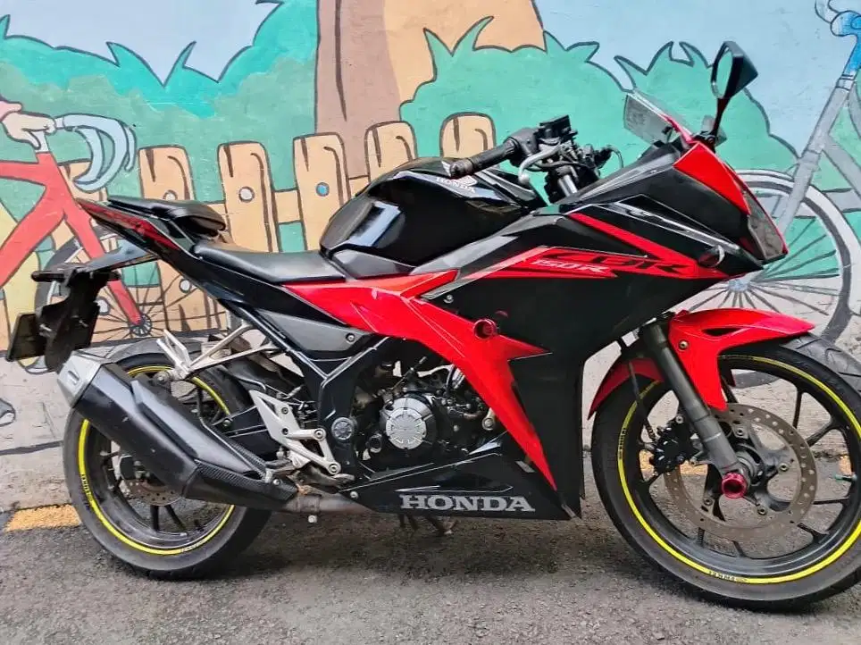 HONDA CBR 150r FACELIFT