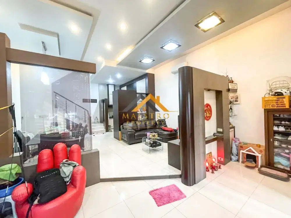 Dijual Rumah Fully Furnished di Komplek Cemara Asri Jalan Strawberry