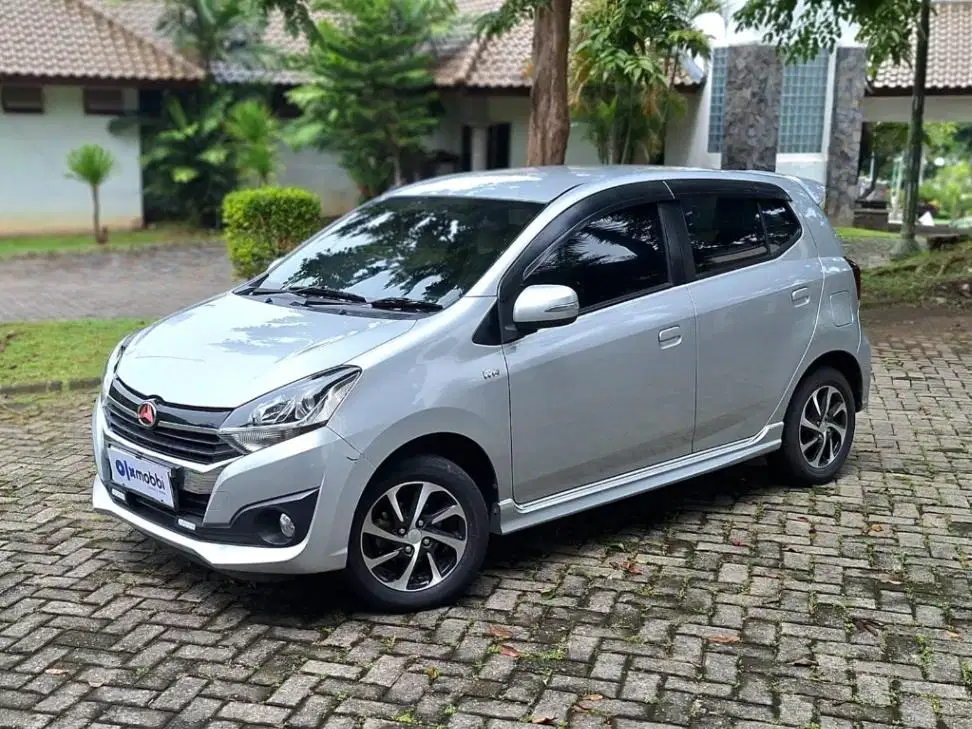 DAIHATSU AYLA 1.2 R MANUAL 2018