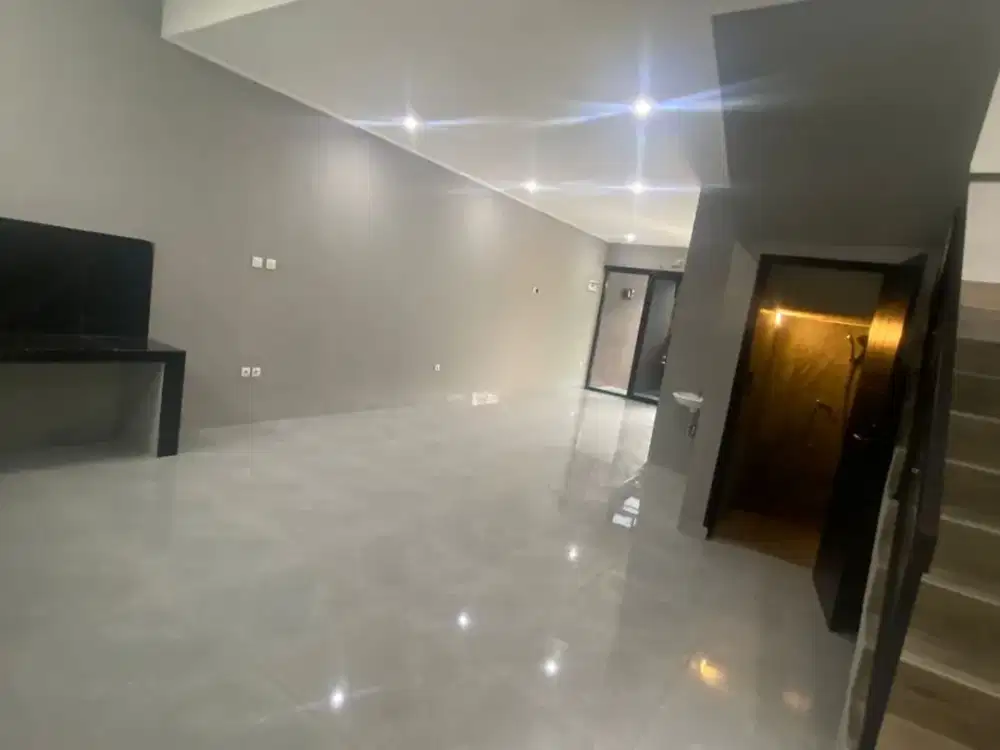 RUMAH BARU 2 LANTAI MINIMALIS MODERN NYAMAN SIAP HUNI DI TAMAN KOPO INDAH 2 TKI2 BANDUNG
