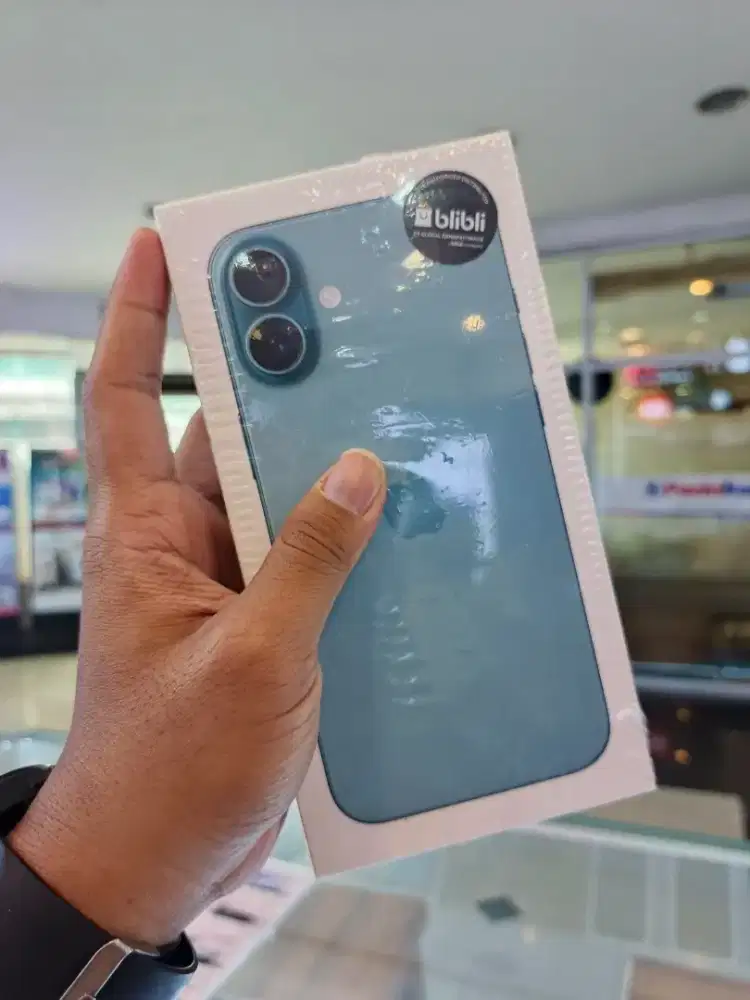 IPhone 16 Plus 256GB New Segel Garansi GDN blibli 2 Tahun