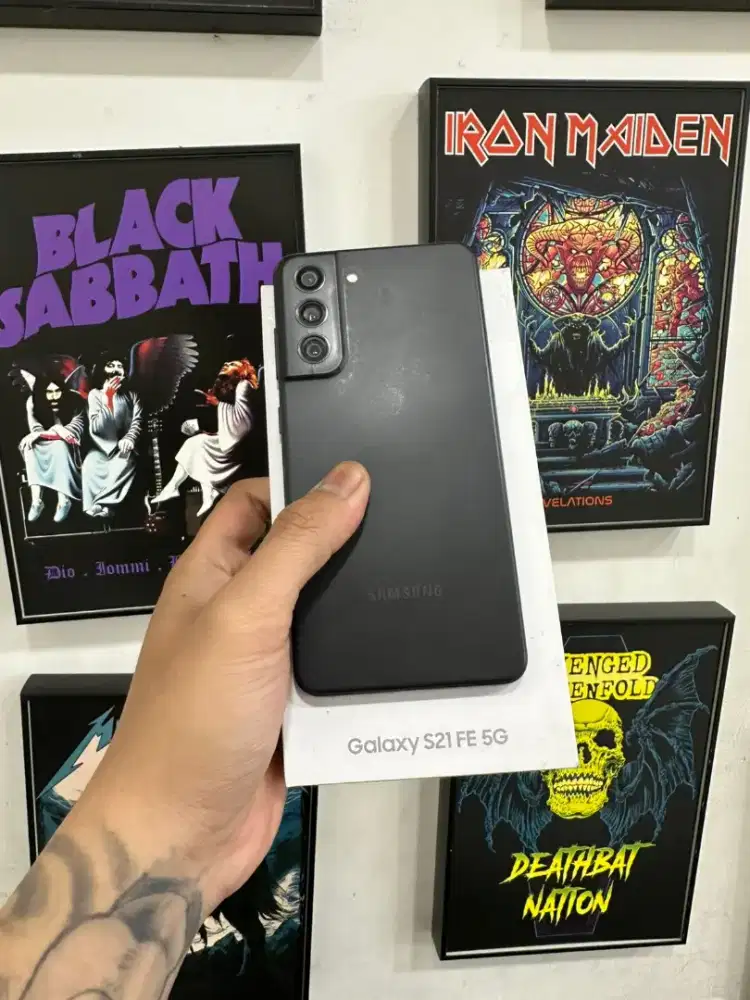 Samsung S21fe 5G 8/256 Fullset Garis 1