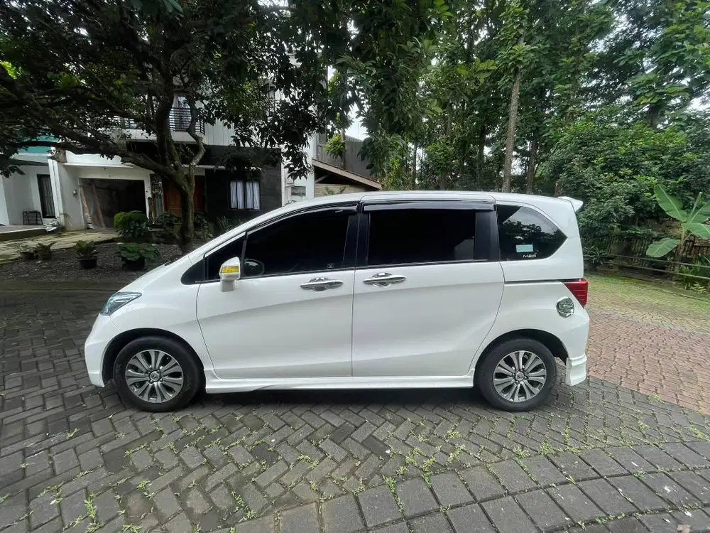 2013 Honda freed s 1.5 at (cash termurah)