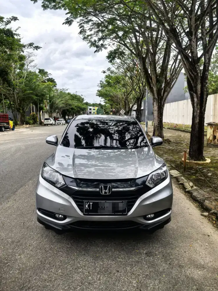 Honda HRV Type E-CVT Mulus Mantap Siap Tampil Gaya Saat Lebaran