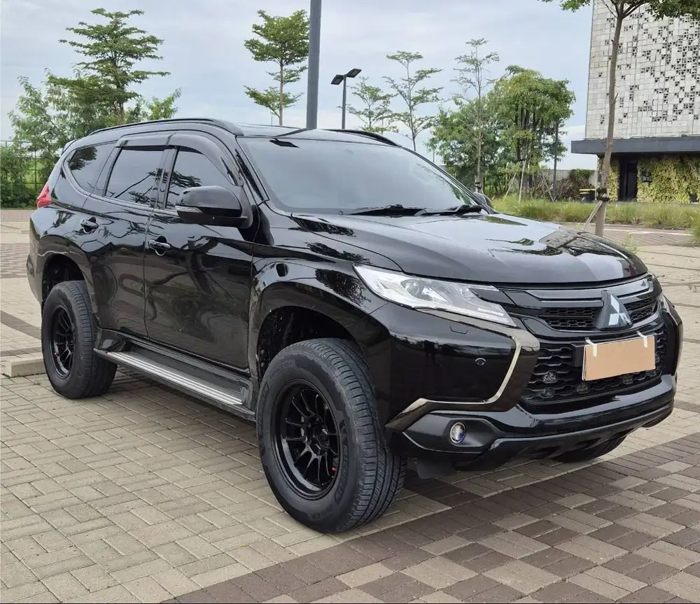 pajero sport dakar 2020 AT 4x2 like new bonus modifan ampir 200jt