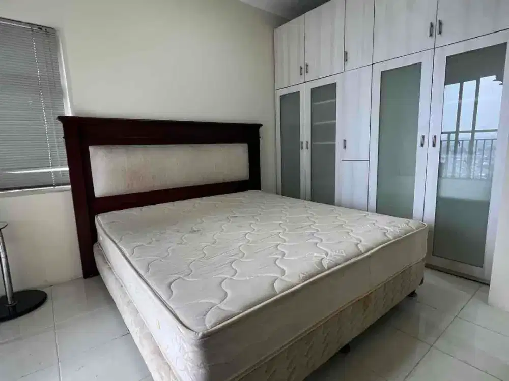 Mediterania 2 Tanjung Duren 3 BR Full Furnish Minimalis Nyaman Best View Pool