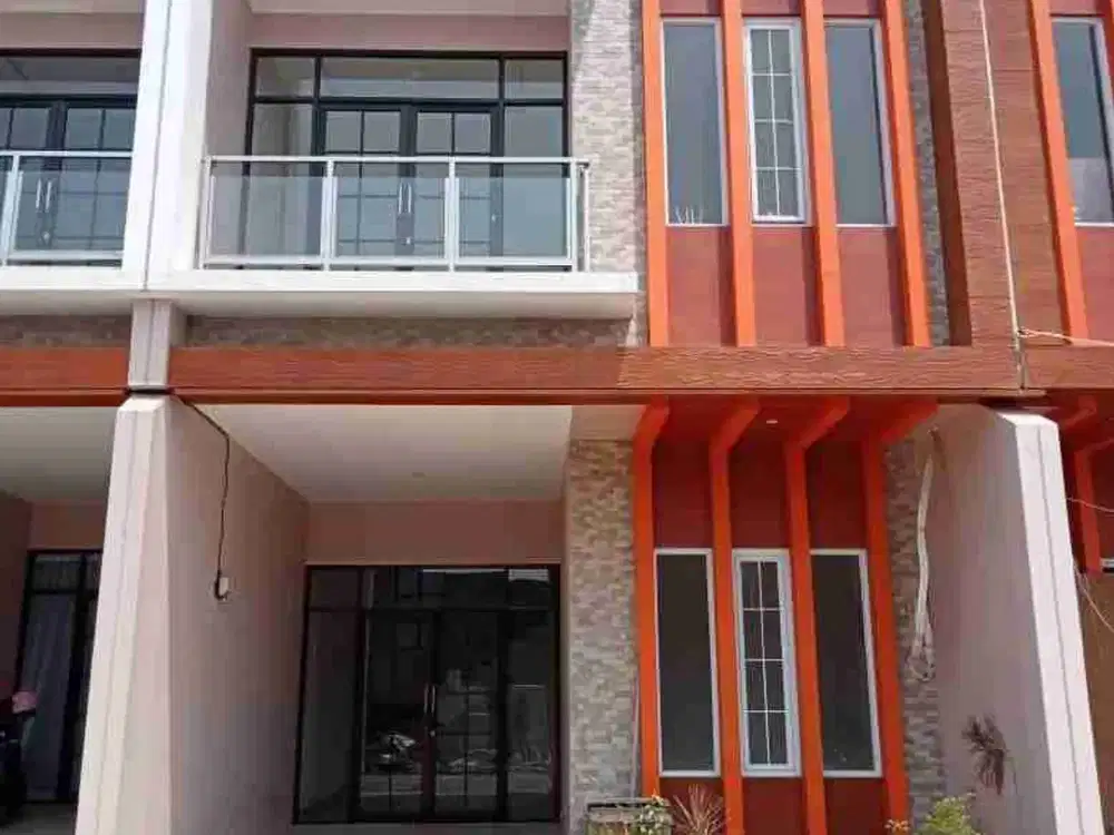 dijual rumah baru 2 lantai siap huni di Cilodong Depok