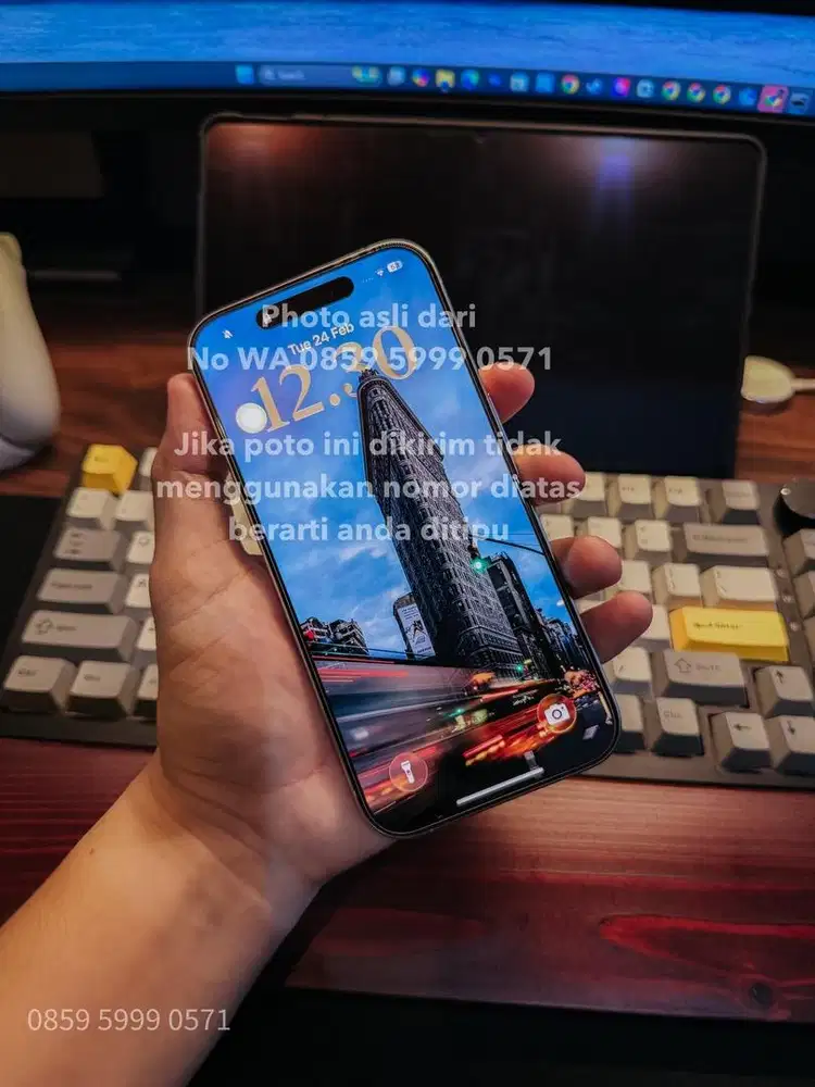 Iphone 15 pro white titanium