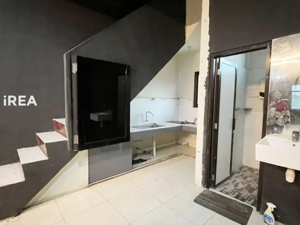 RUKO DISEWAKAN DI SOLO DEKAT DENGAN KAMPUS UNS