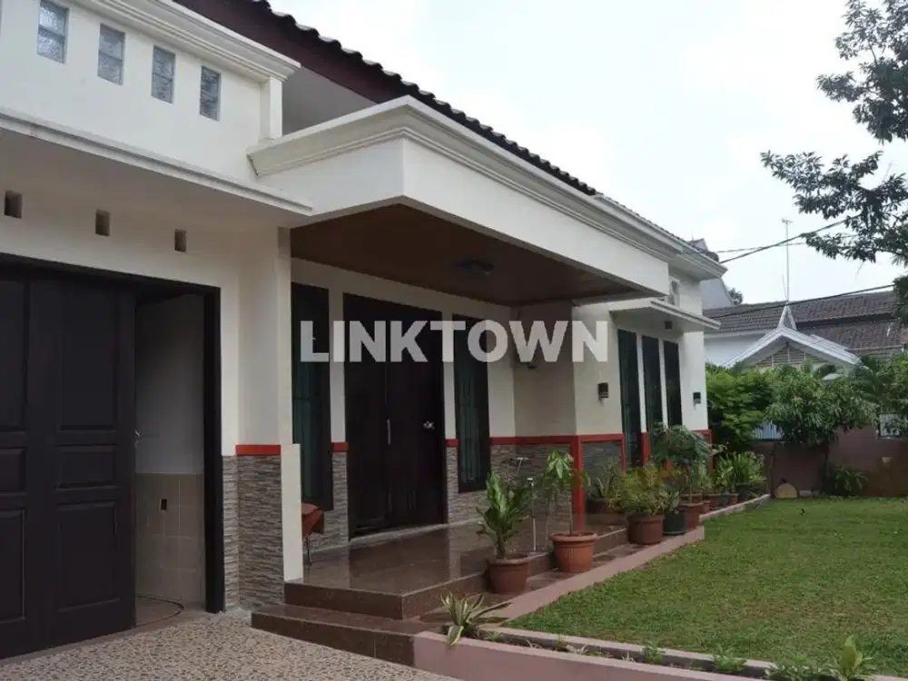 Jual Cepat Rumah Esklusif Semi Furnish Luas 490m² di Komplek Pertamina Jatiwaringin Pondok Gede