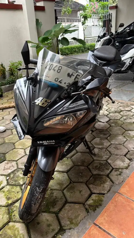 Yamaha YZF R siap pakai