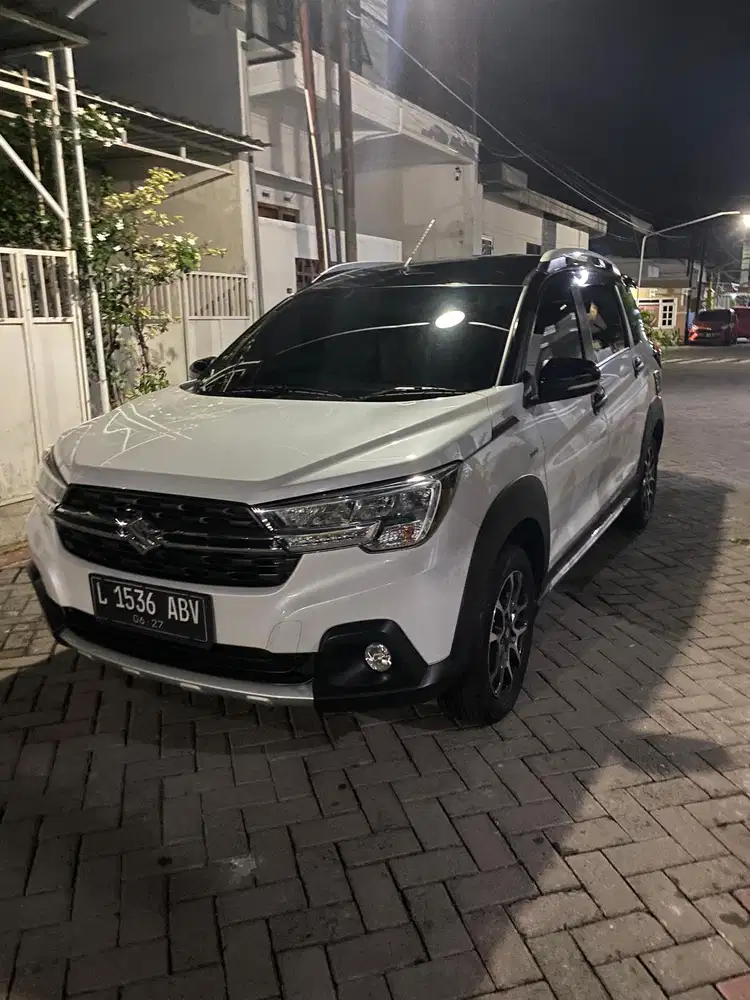 Suzuki XL7 2022 Bensin low kilometer