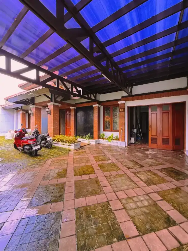 Rumah termurah tanah luas 516 m² dan pakai kolam renang