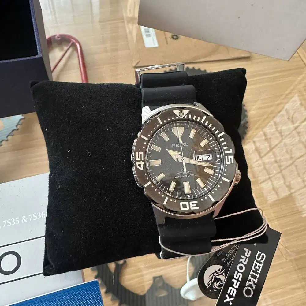 Jam tangan Seiko Prospex Black Monster SRPD27K1