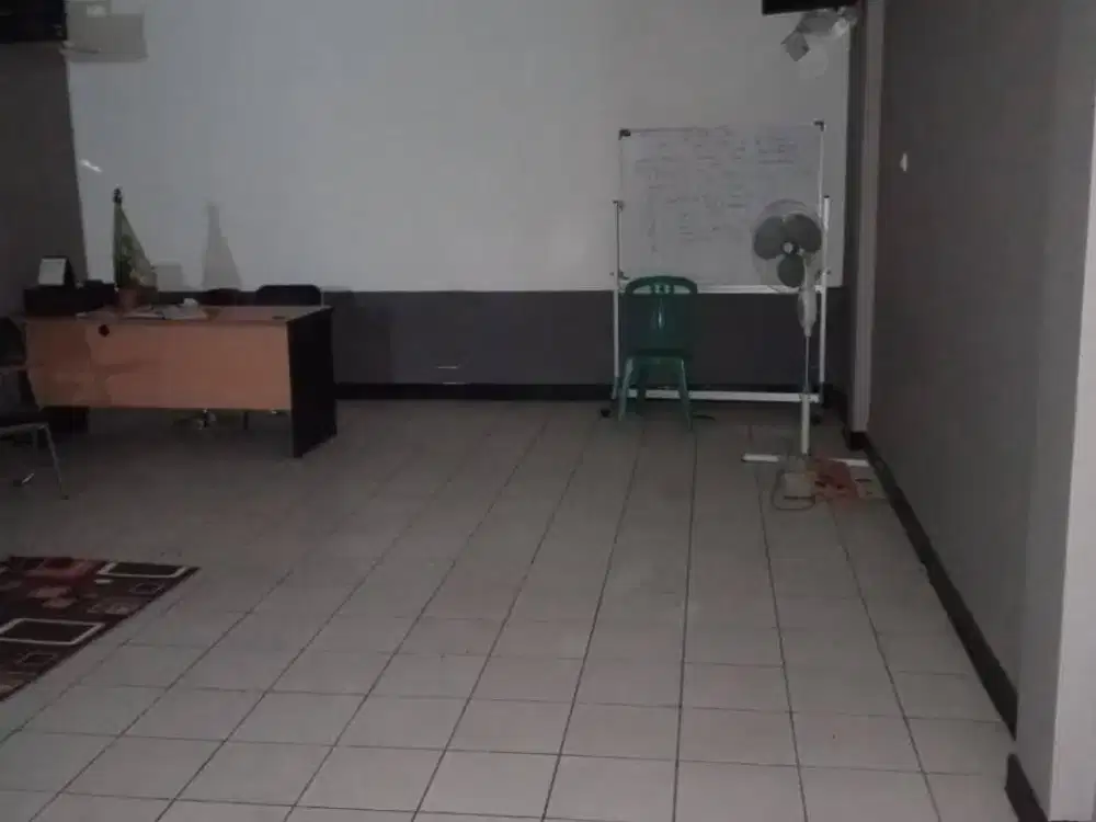 Ruko Raya Arjuno - Hadap Jalan Raya. Kondisi Siap Pakai