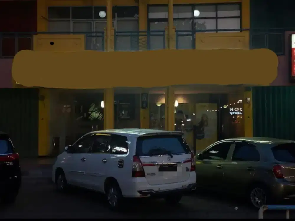 Ruko Plaza Graha Famili - Siap Pakai, Dalam Komplek, Parkir Luas