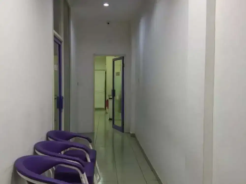 Ruko Golden Palace, HR Muhammad - Dalam Komplek. Parkir Luas