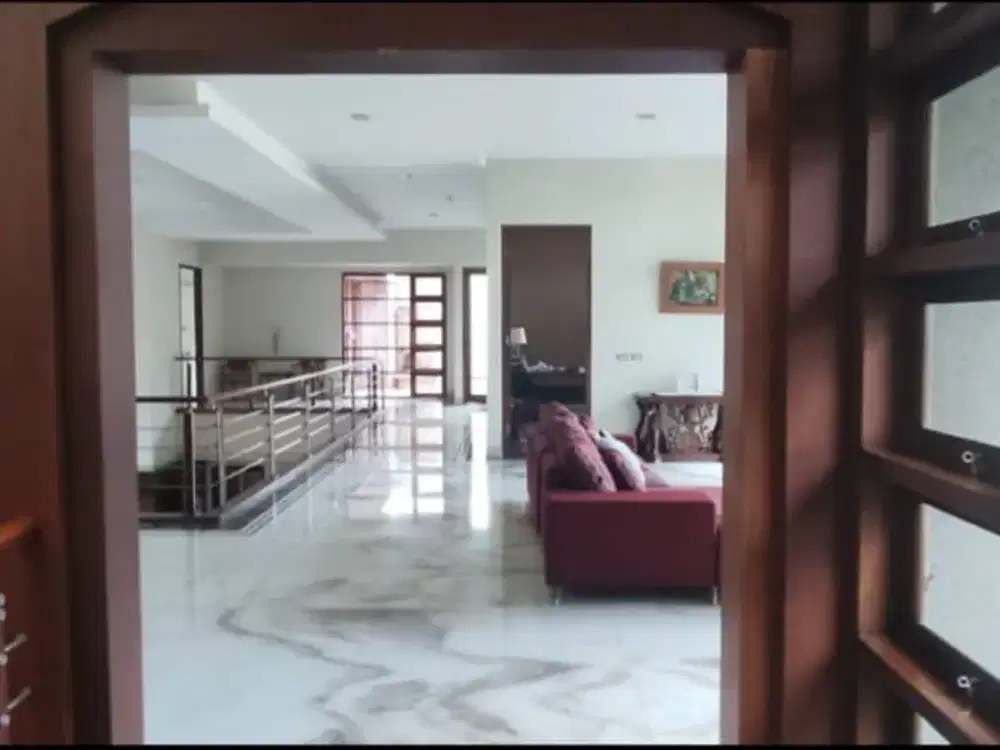 Citraland Bukit Telaga Golf - Rumah Mewah Lake View with Swimming Pool