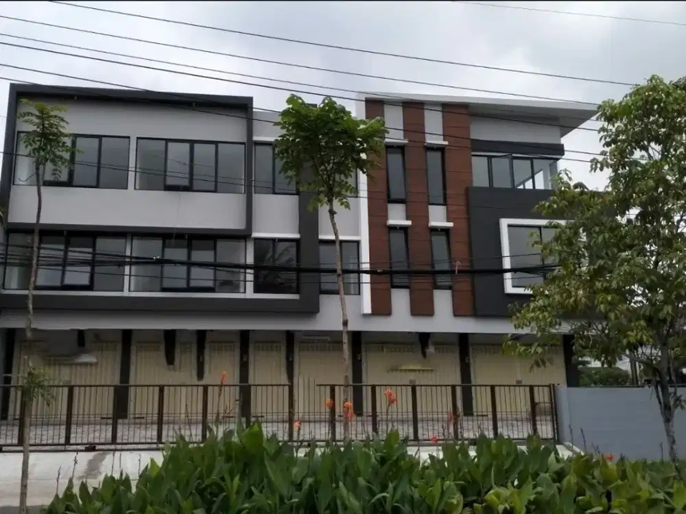 Ruko Raya Satelit Indah - Komplek Ruko, Hadap Jalan Raya