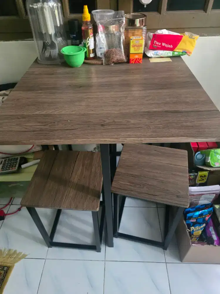 MEJA MAKAN SET MINIMALIS