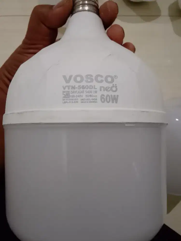 Dua buah Lampu 65 rb