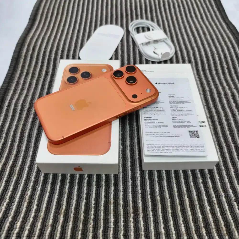 Iphone 17 Pro 256gb Pakai 3 Bln 99,9% like new Grs resmi iBox