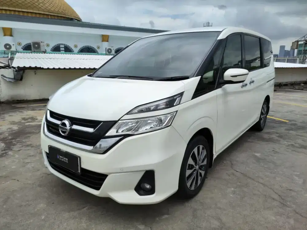 Nissan Serena 2.0 2019 A/T (Sudah lebih komplit dari HWS 2016, 2017)
