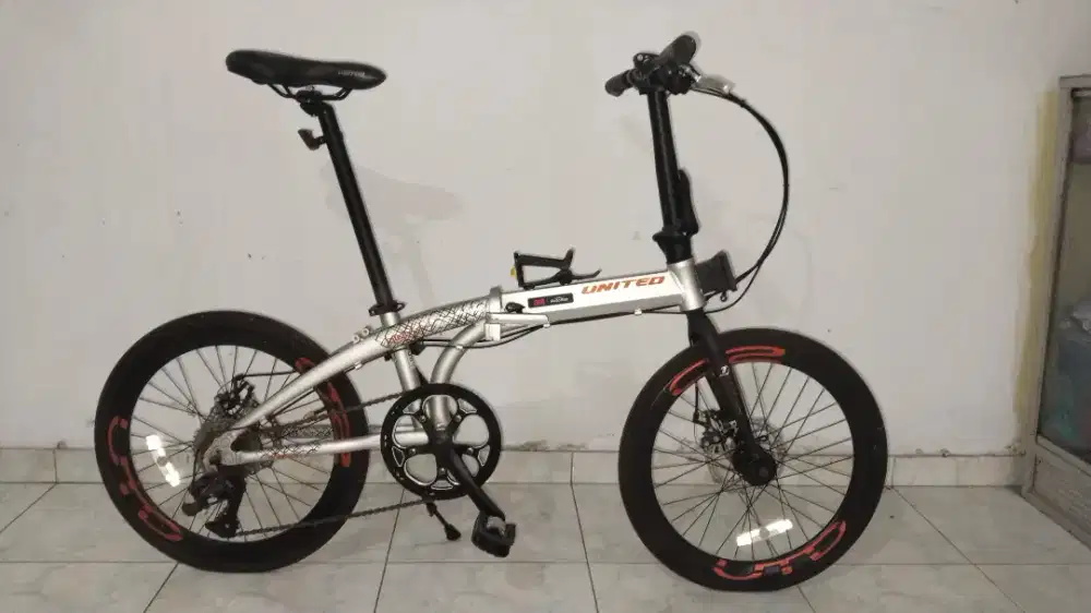 Sepeda Lipat United nigma