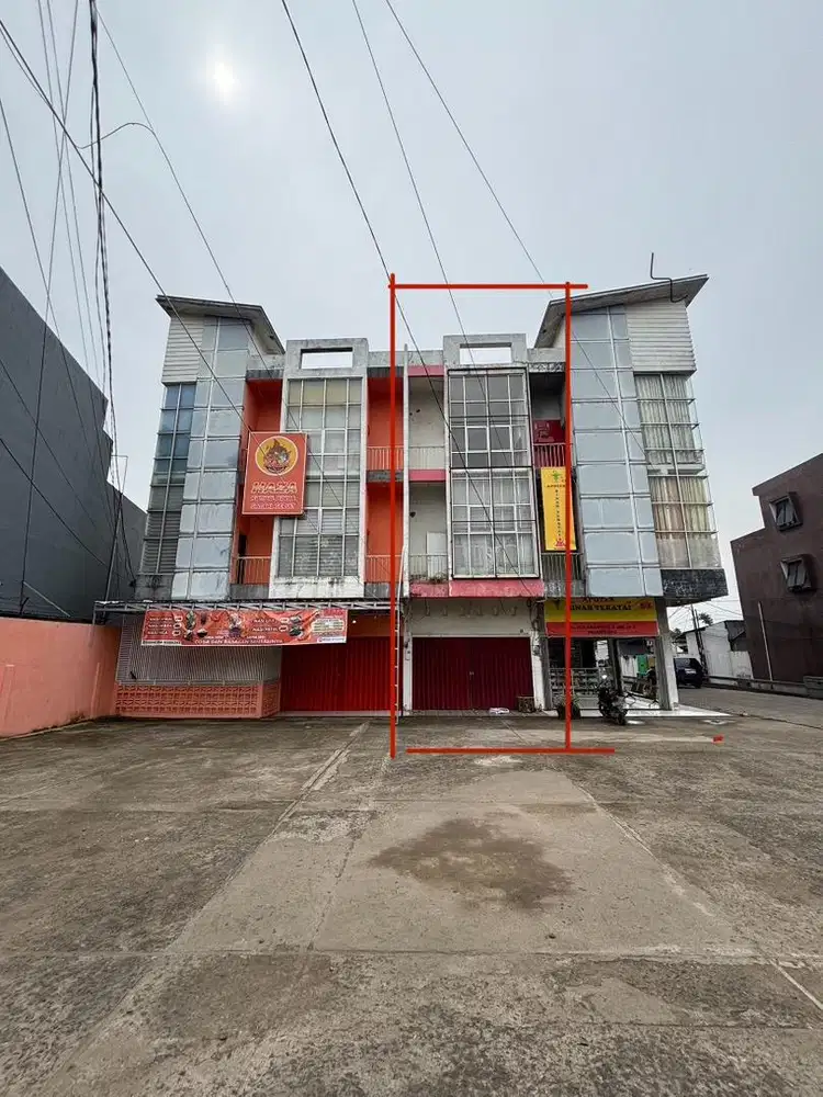 DIJUAL CEPAT RUKO JUMBO 3,5 LANTAI MENGHADAP JALAN  SUKABANGUN 2