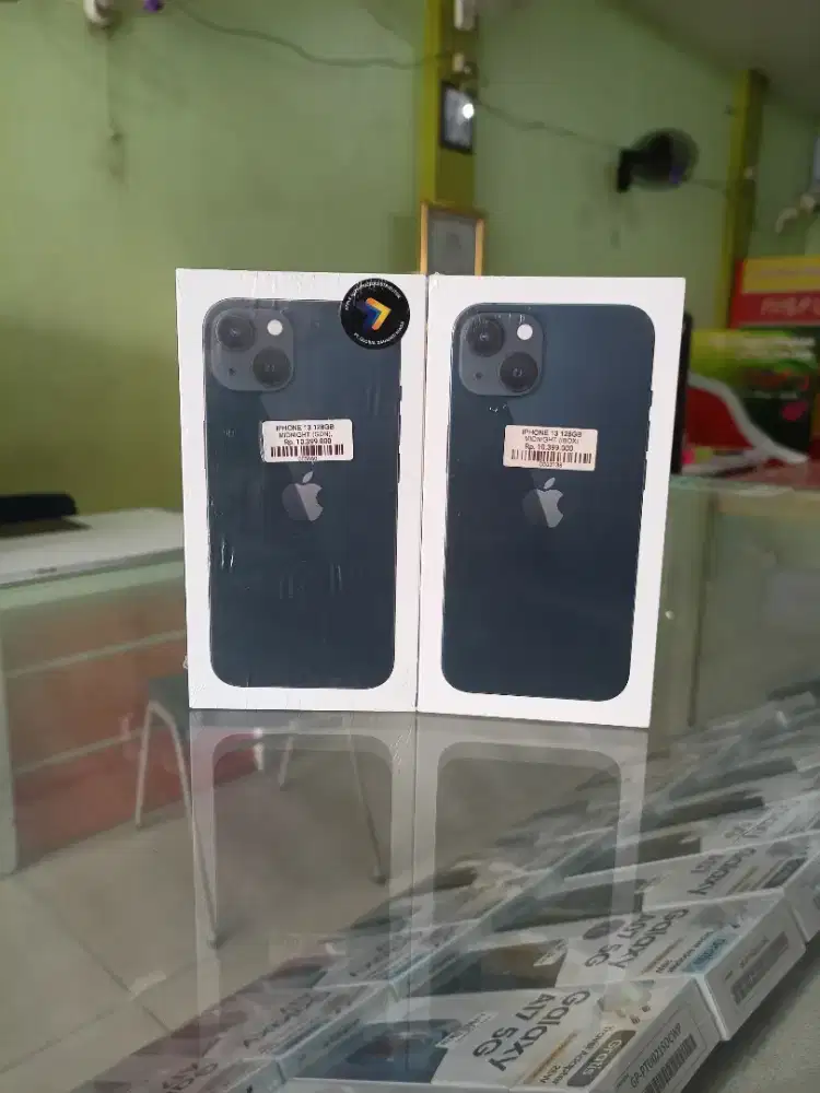 IPHONE 13 128gb GARANSI RESMI IBOX