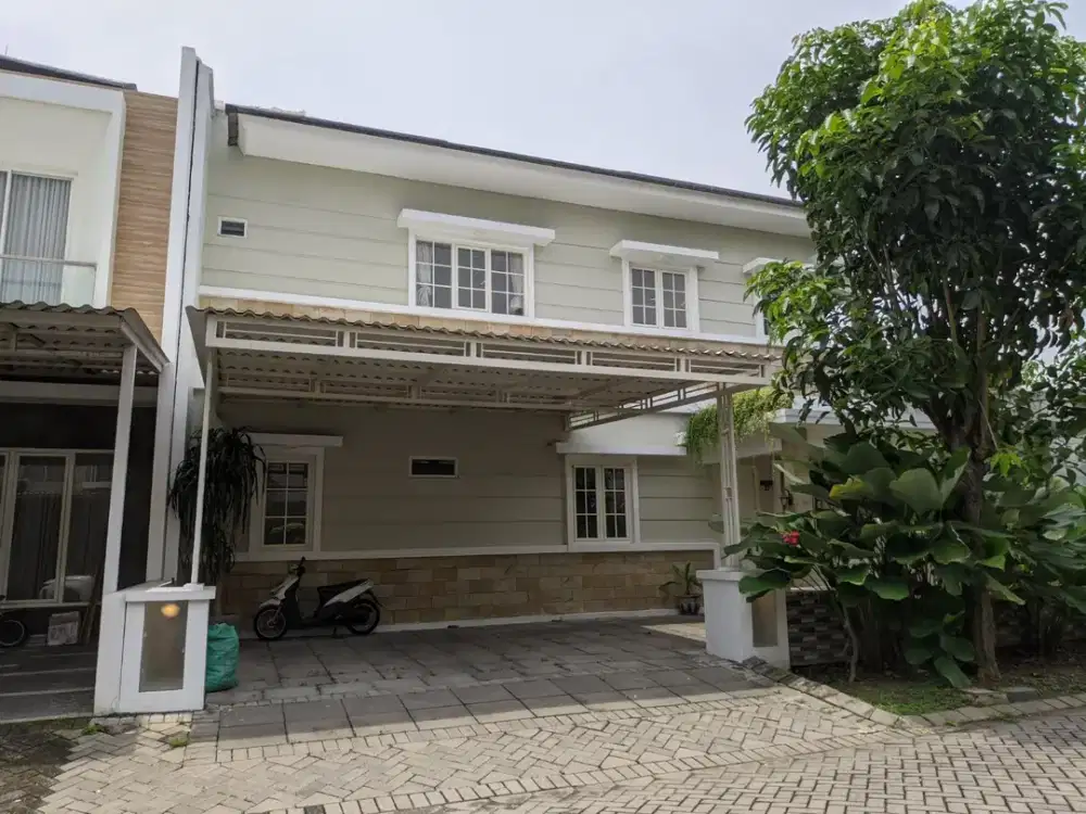 Dijual Rumah Royal Residence 218 m2 Cluster Depan 2 Lantai Nyaman Asri Bangunan Cantik Cocok Untuk Orang Tua Keluarga Family Surabaya Wiyung