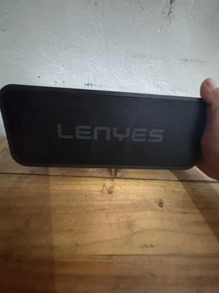 Speaker karaoke lenyes s856