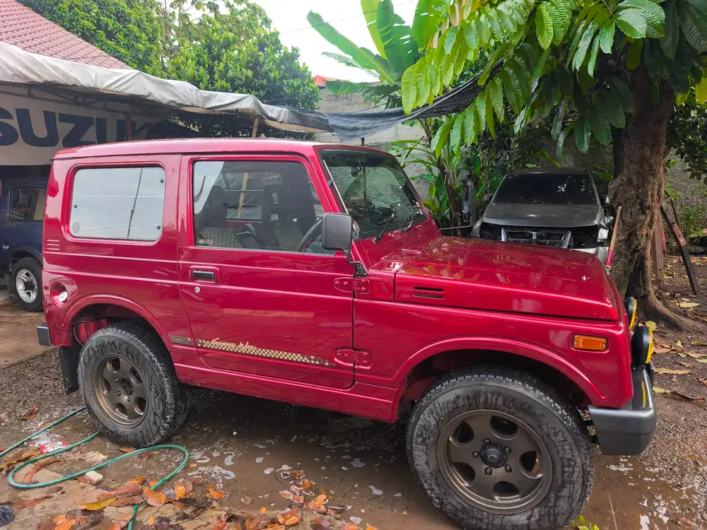 Suzuki Jimny 2005 Bensin