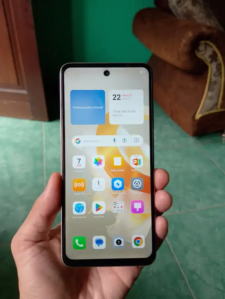 Itel P65C Gold 4+8/128 GB Layar 120Hz mulus