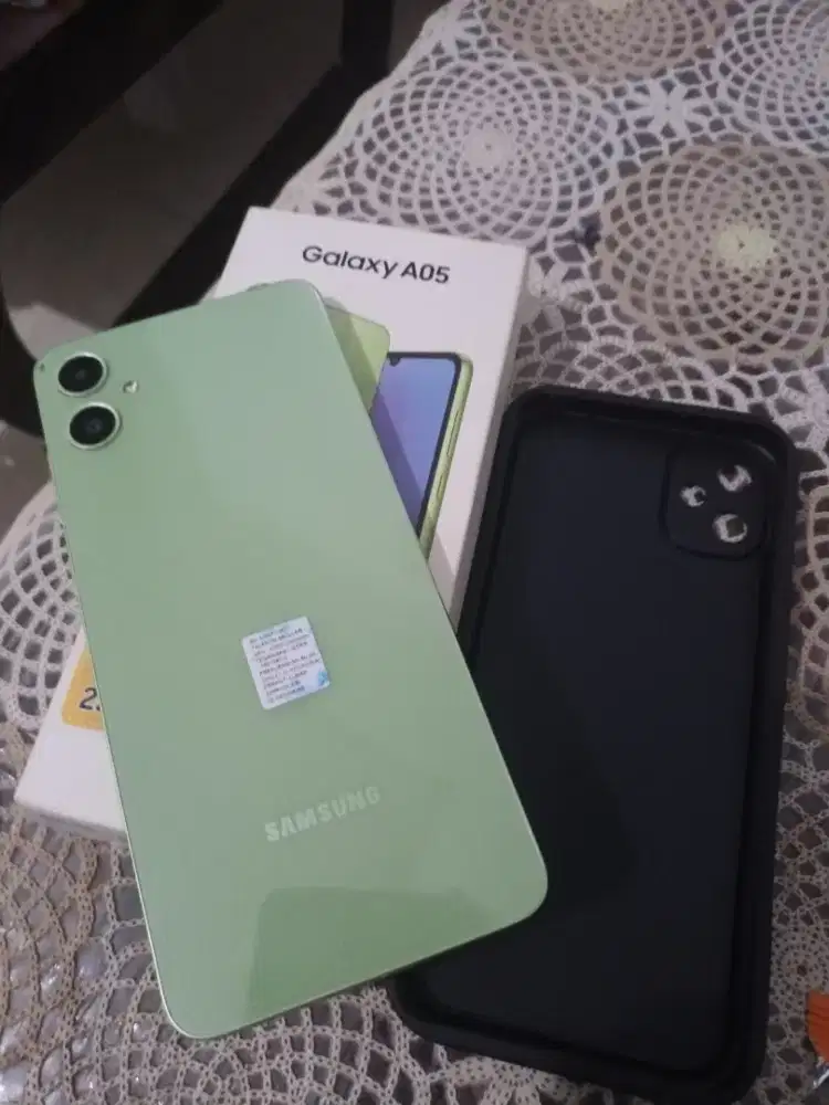 Samsung Ram 4/128 like new