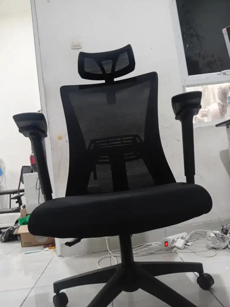 Kursi ergonomis fantech oca 2258s