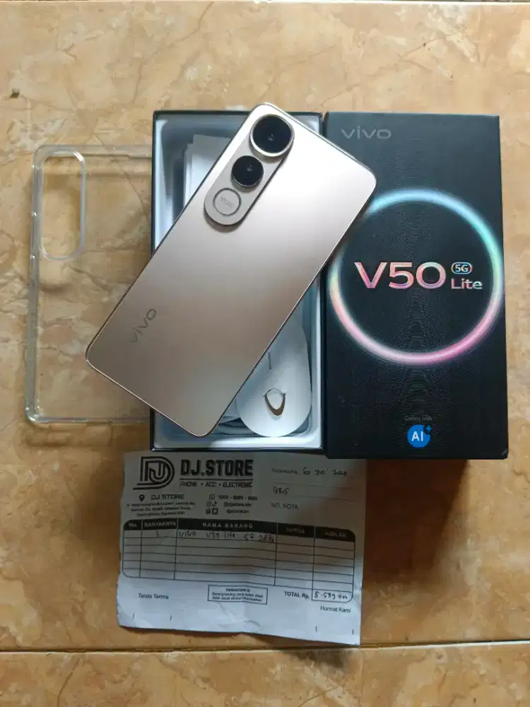 Jual Vivo V50 lite 5G ram12/512 kondisi mulus segel normal lengkap ori