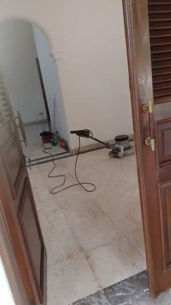 Jasa Kristal Poles Lantai Marmer