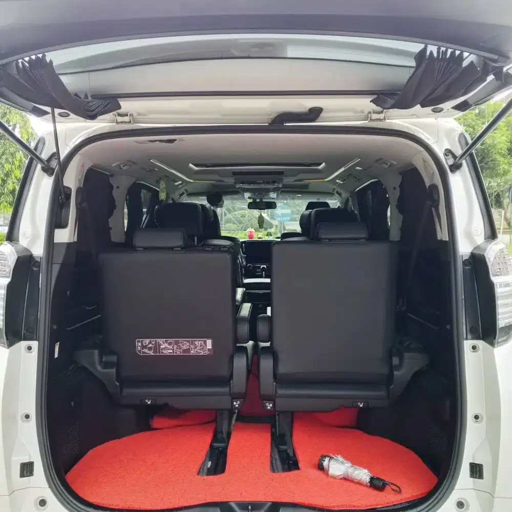 Dijual cepat Velfire 2016 2,5 A/T mulus, km rendah,pemakai pribadi