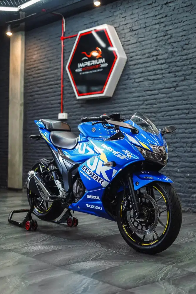 Suzuki GSX 250 2023