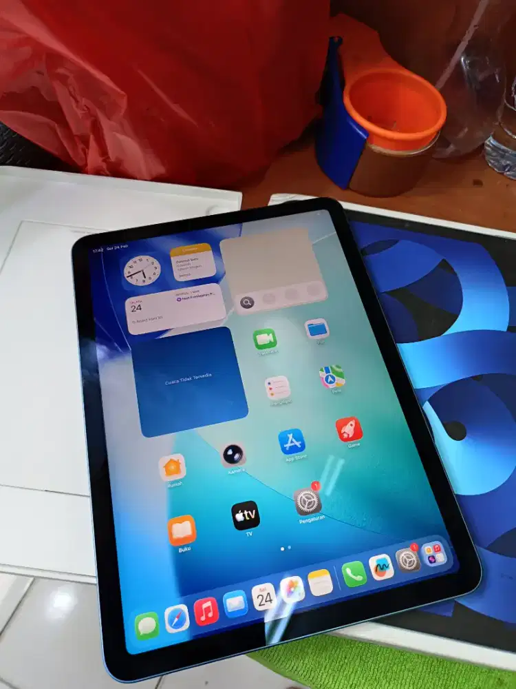 iPad Air 5 64gb M1 ex resmi IBOX Wifi fulset only  mulus murah !!
