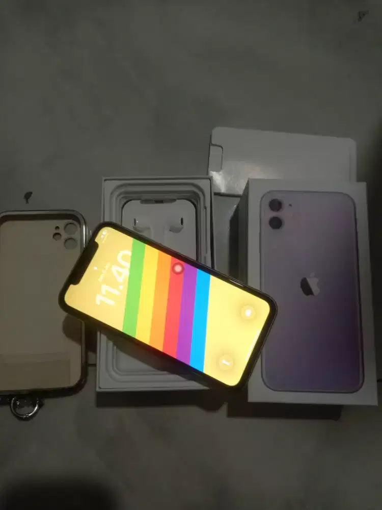 iPhone 11 purple 64