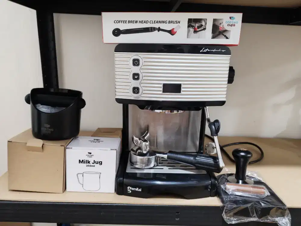 Mesin Espresso - Gemilia 3601 bekas