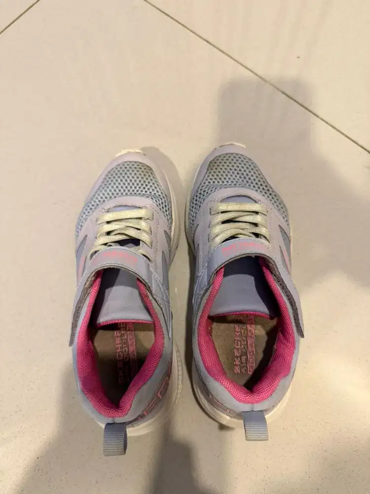 Sepatu anak cewe skechers