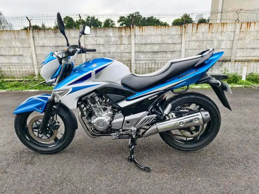 Suzuki Inazuma 250 2015 Istimewa
