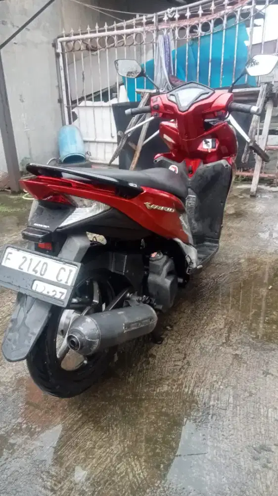 DIJUAL Vario KZR 125cc Komplit Cakep