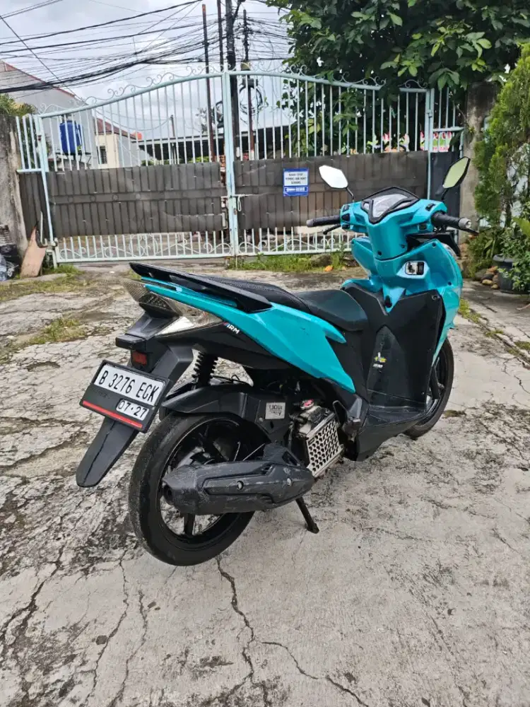 DIJUAL Vario KZR 125cc 2015 Komplit Cakep