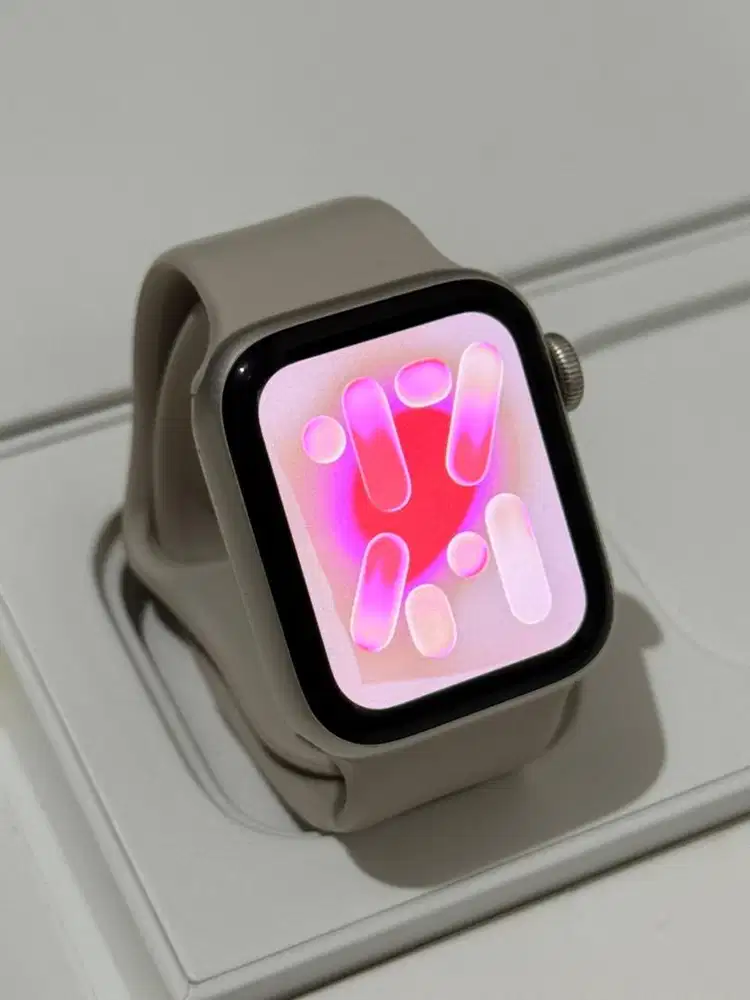 Apple Watch SE Gen 2 40mm Starlight Fullset