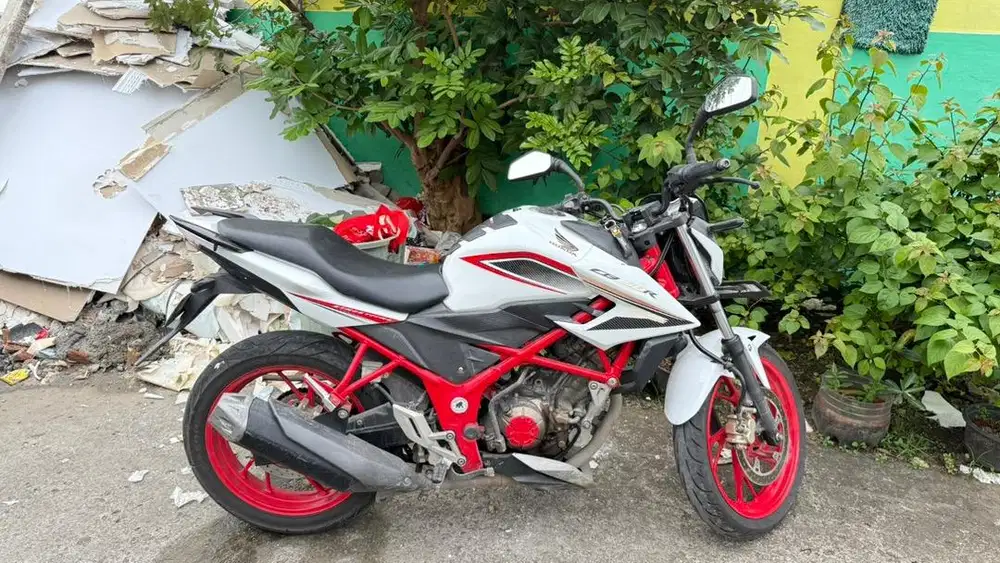 Honda CB 150R murah meriah terawat