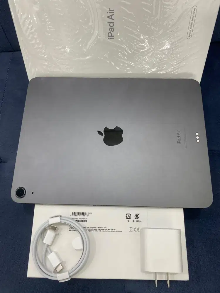 IPAD Air M1 , Space Grey , 256GB J/A WiFi Only
